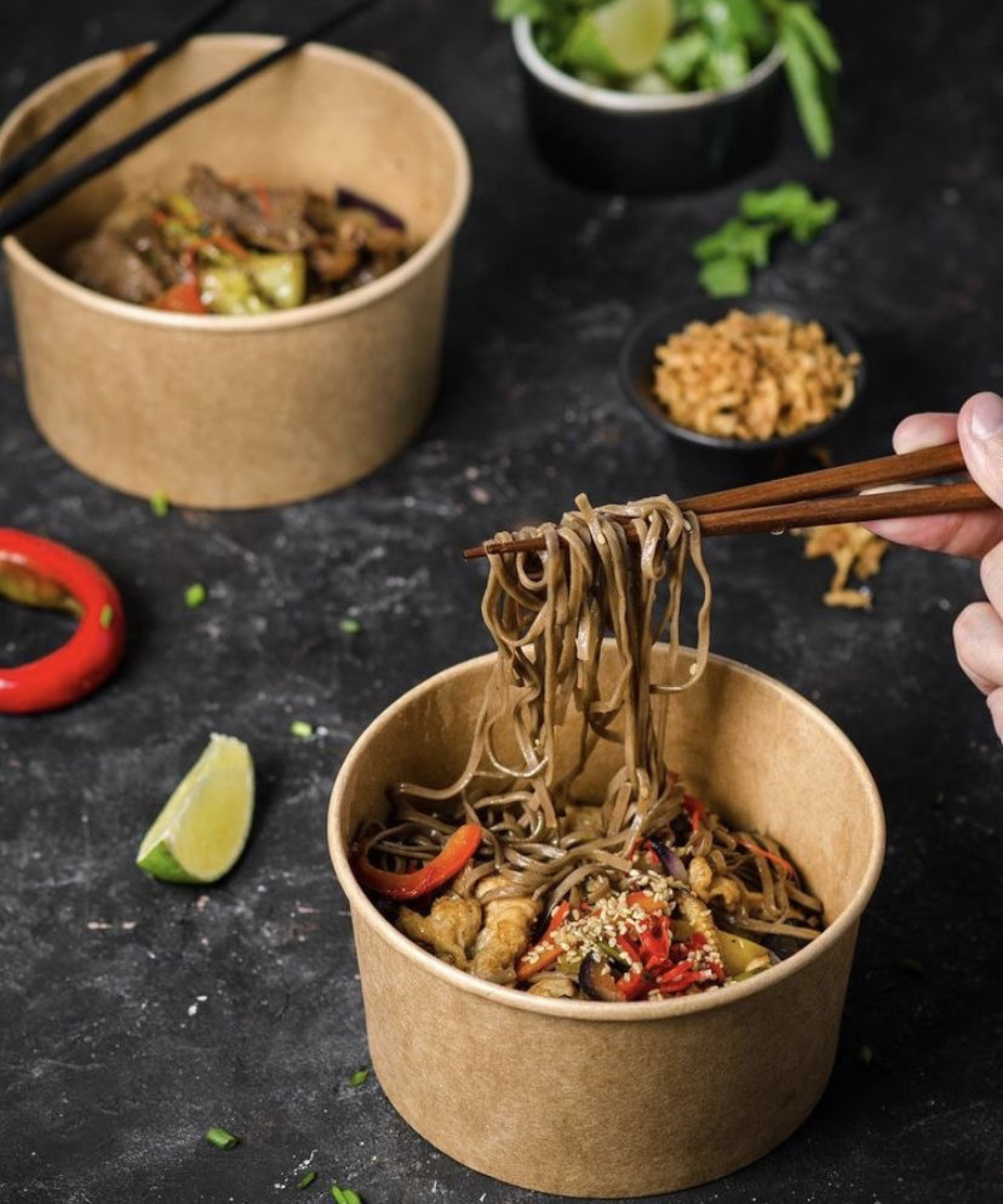 Kartonska posuda za salatu